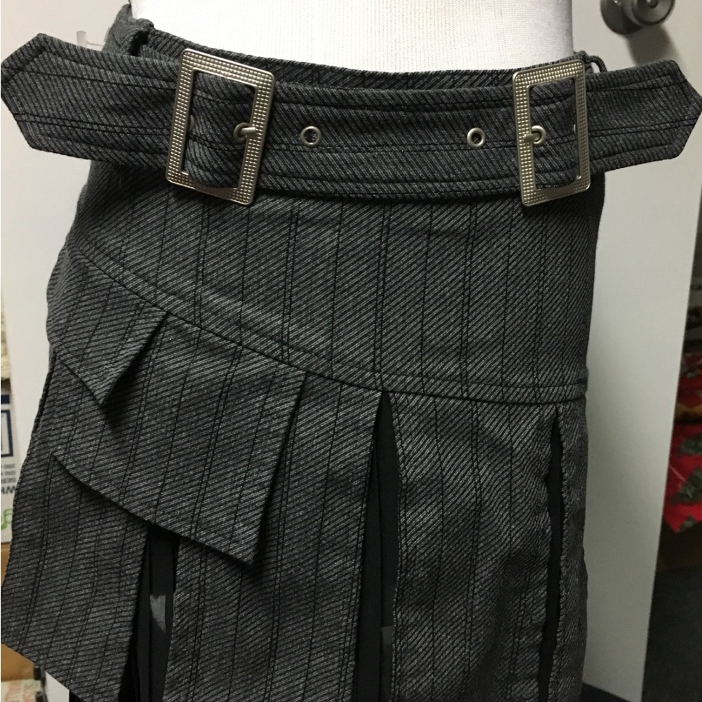 Her & Him Size Medium Black/Gray Mini Skirt with Belt